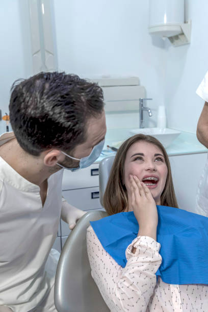 Best Walk-In Emergency Dental Services in Chesaning, MI