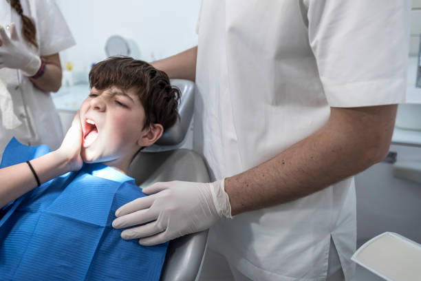 Best Emergency Wisdom Tooth Extraction in Chesaning, MI